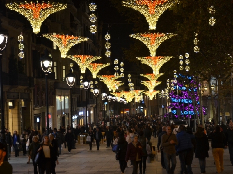 Encenem el Nadal el dia 21 des de Via Laietana amb Comtal! 