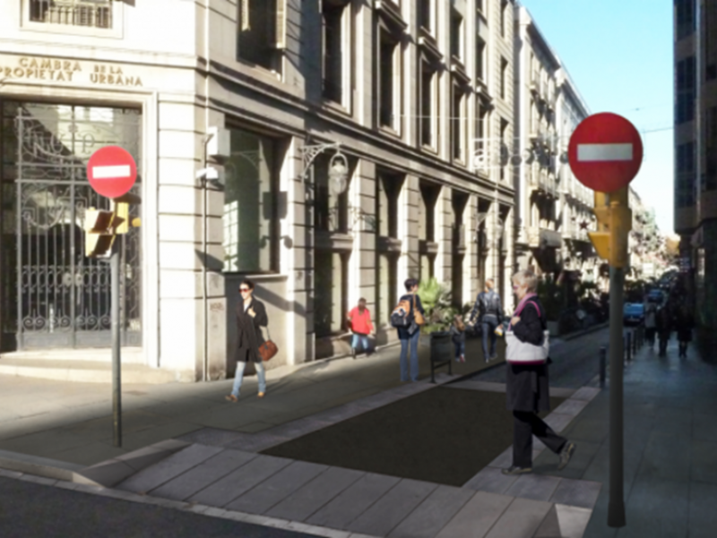 Via Laietana improvement and broad sidewalks 